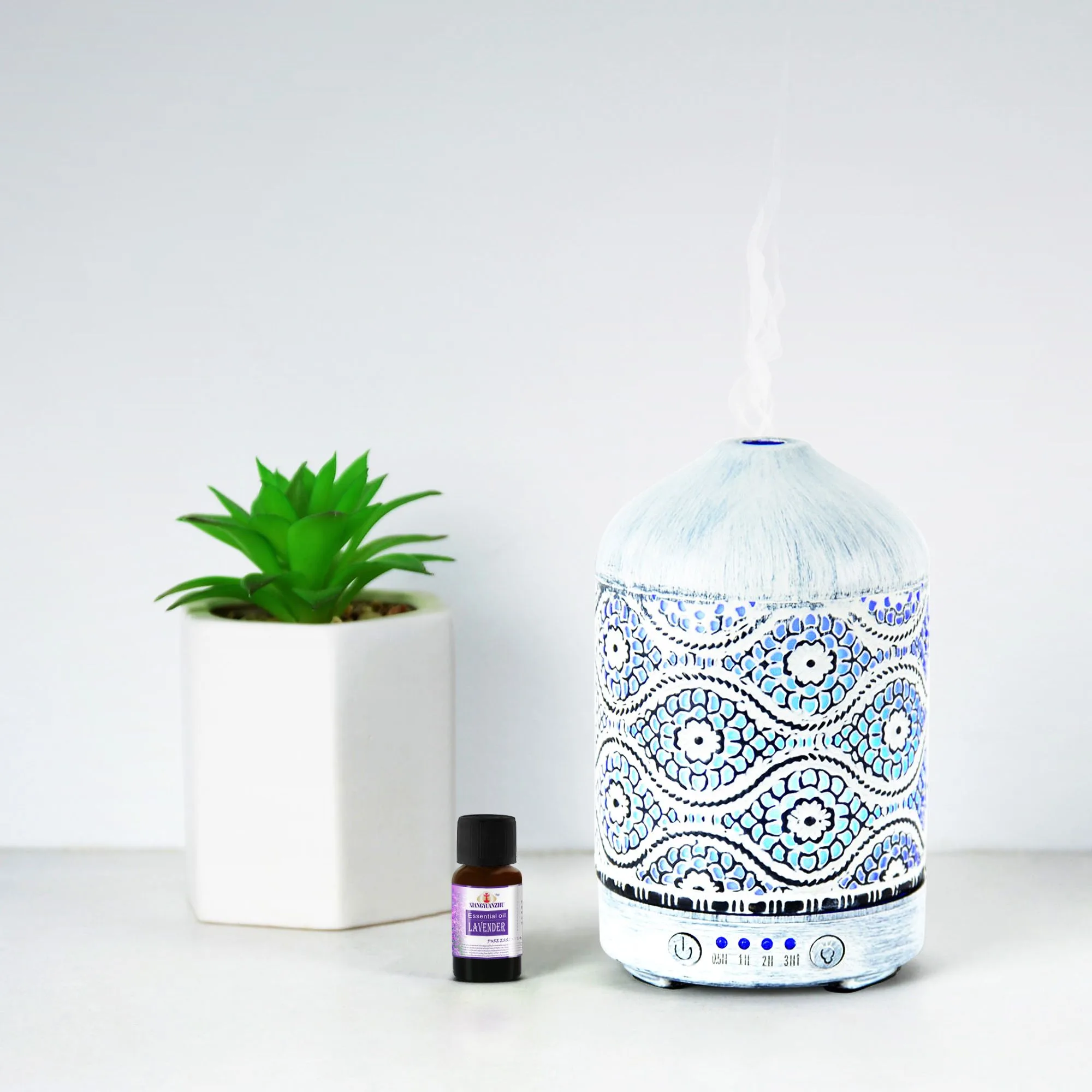 mbeat® activiva Metal Essential Oil and Aroma Diffuser-Vintage White -100ml Built-in 7 LED colour changing Auto stop misting Product weight: 0.26 kg – MBEAT OFMB-ACA-AD-S2 Miscellaneous Product Image