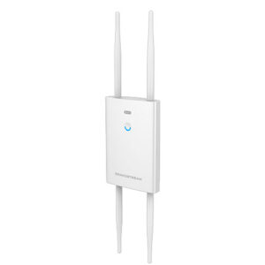 The GWN7664LR is an outdoor 802.11ax 4x4:4 Wi-Fi 6 access point designed for medium-to-large organizations and enterprises that require long-range coverage in both indoor and outdoor environments.