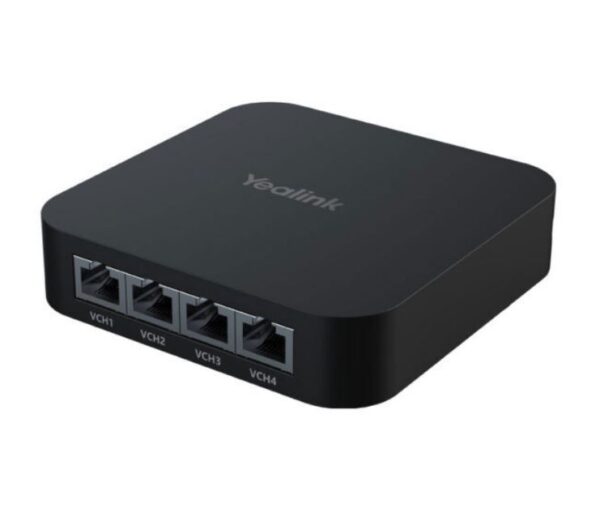 The RCH40 provides 4 10/100/1000Mbps ports that support 802.3af/at-compliant PoE