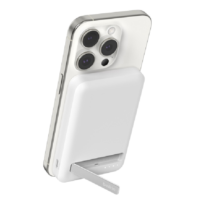 <h3>Belkin BoostCharge Pro Magnetic Power Bank 5K With Qi2 - White (BPD006BTWH)</h3>