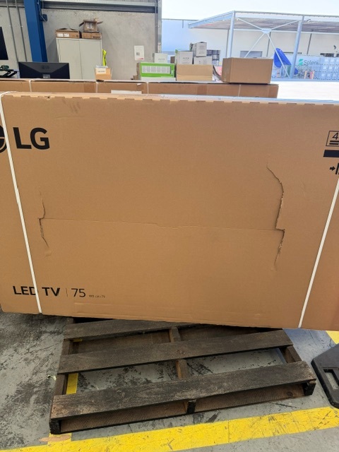 LGLG 75 75PK640S 4K 300NITS WEBOS 25.0 COMMERCIAL LITE TV BOX DAMAGE - OPEN BOXLCD TV